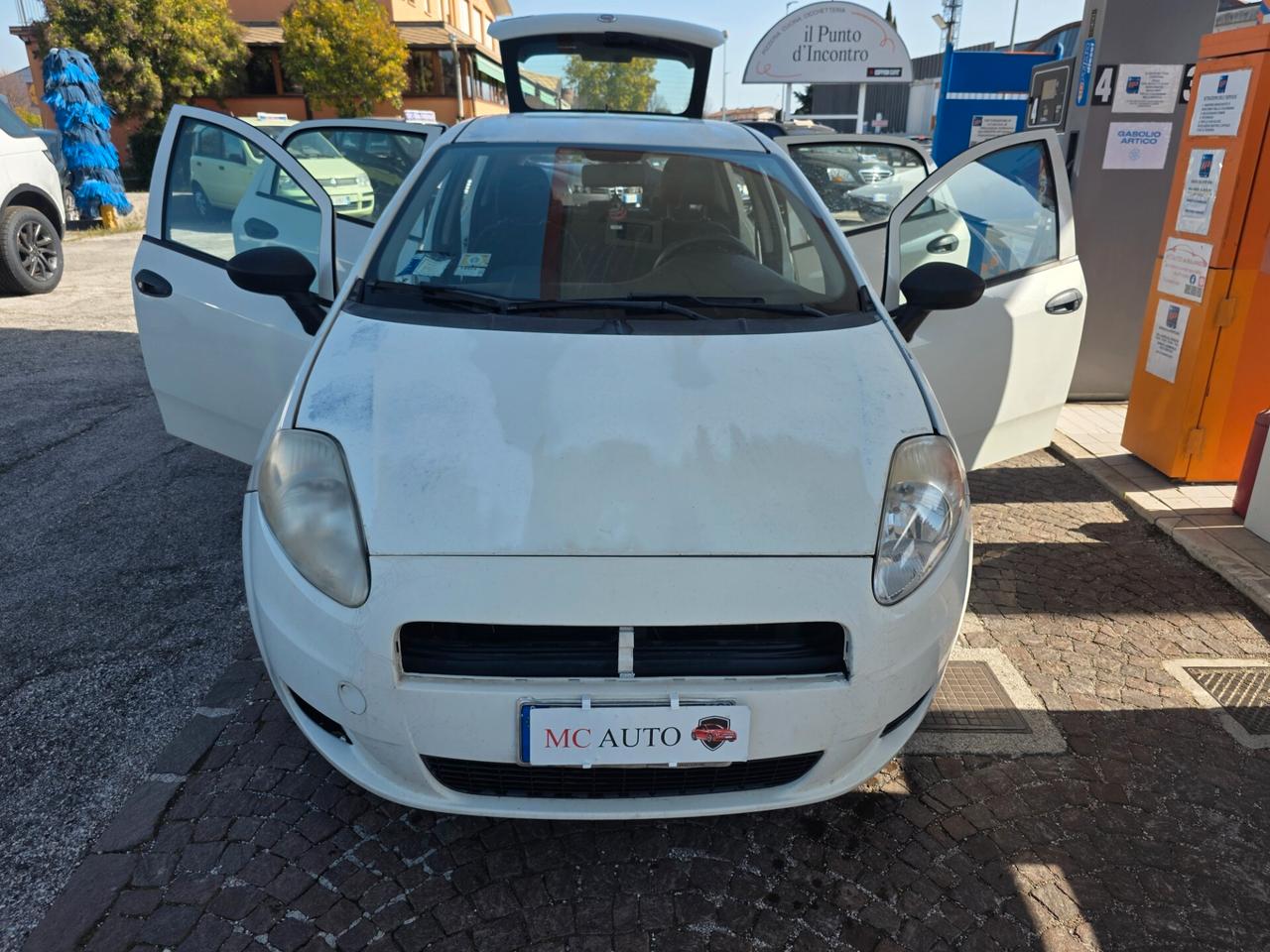 Fiat Grande Punto 1.3 MJT 75 CV 5 porte Actual con 222.000km