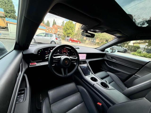 PORSCHE Taycan Taycan