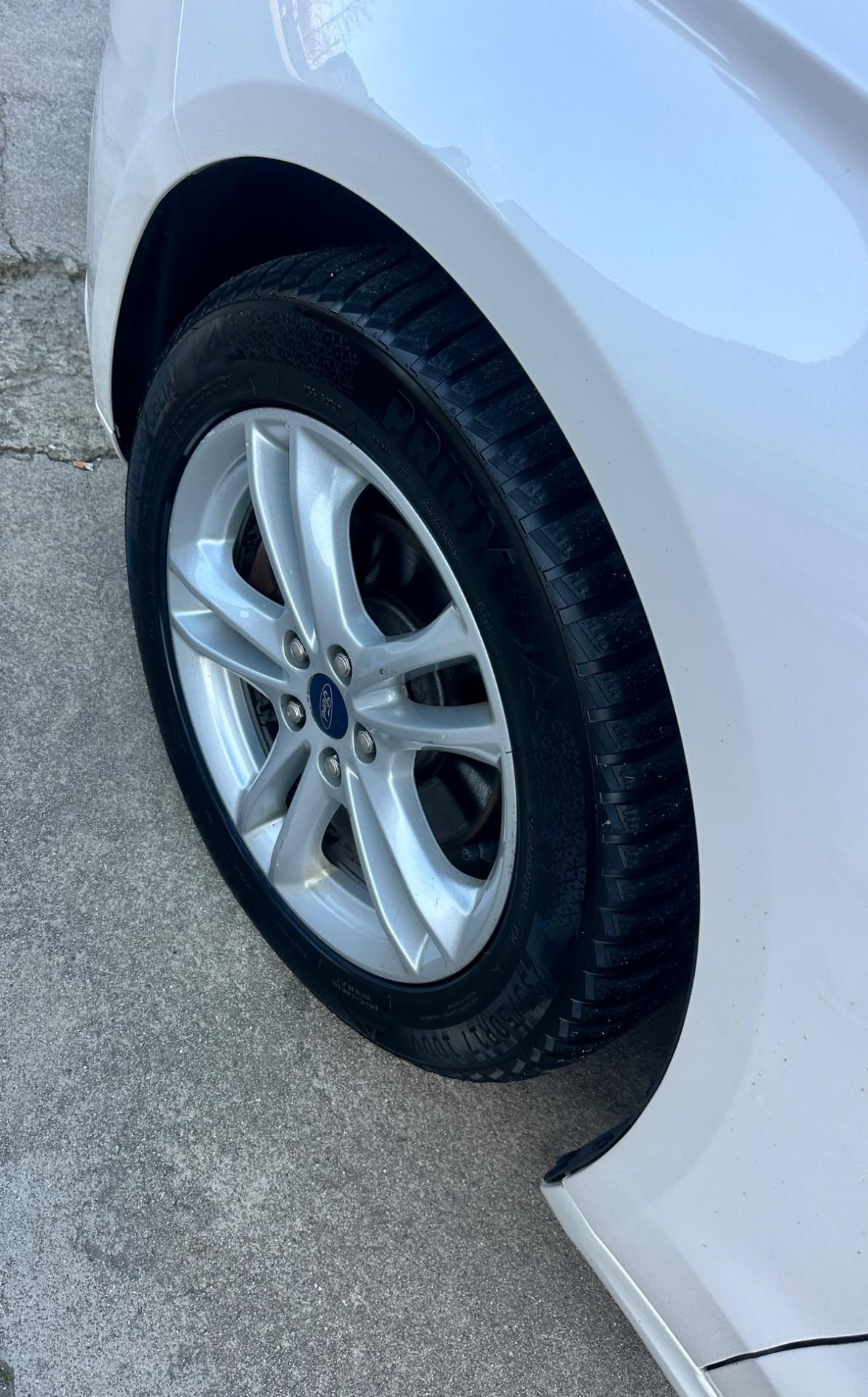 Ford Mondeo 2.0 TDCi 150 CV S&S Powershift Station Wagon Vignale