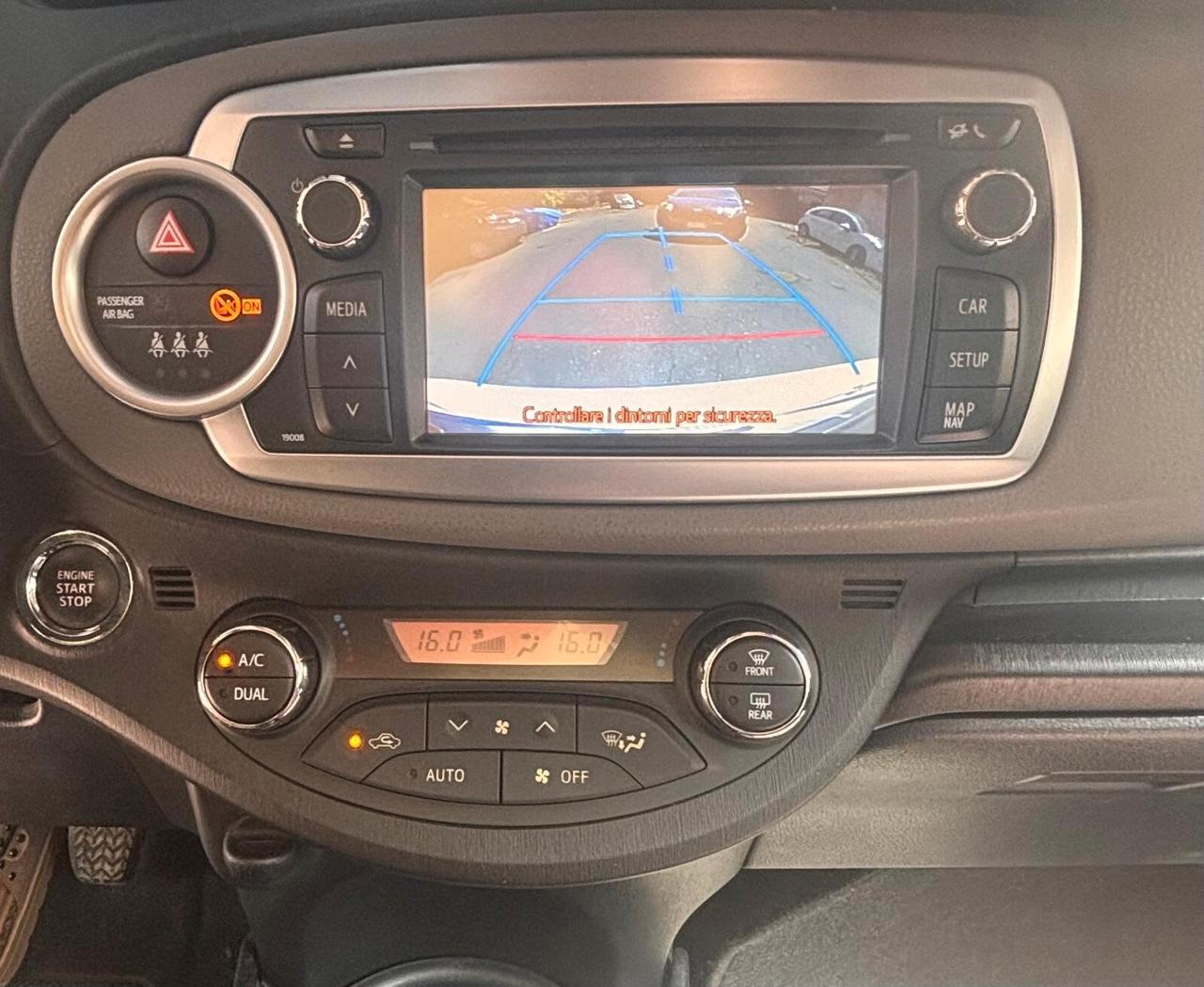 Toyota Yaris 1.3 5 porte Lounge