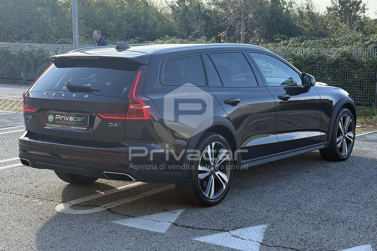 VOLVO V60 Cross Country D4 AWD Geartronic Business Plus