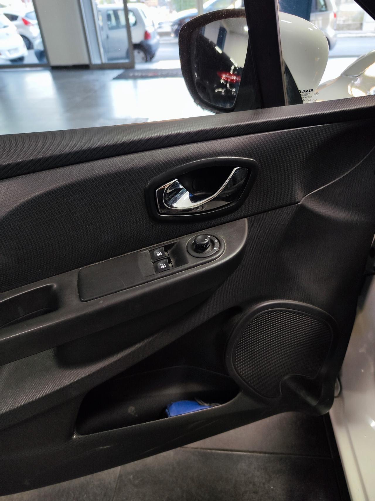 Renault Clio 1.2 75CV GPL 5 porte Live UNICO PROPRIETARIO