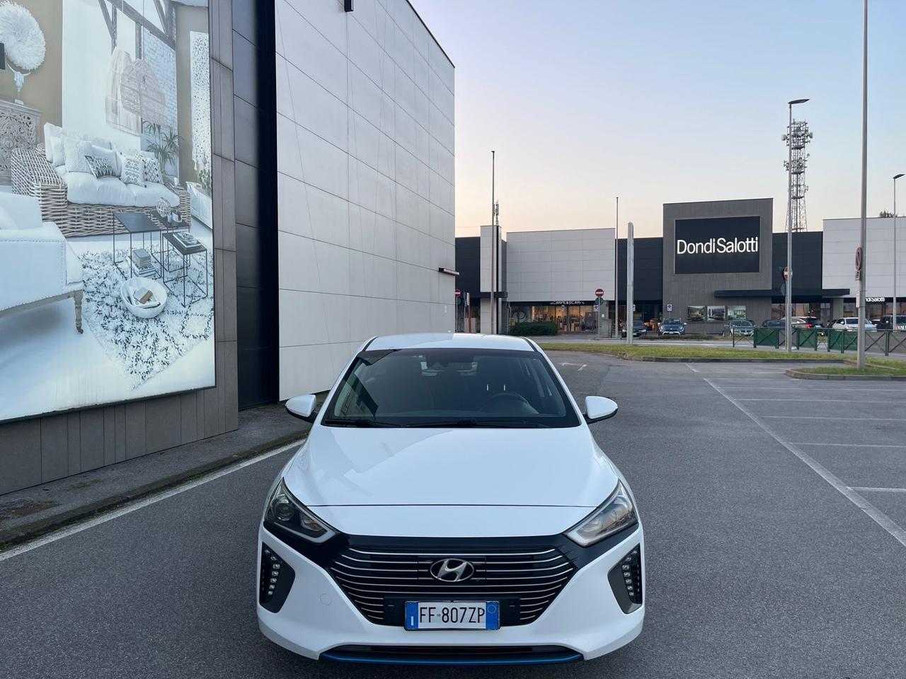 Hyundai Ioniq 1.6 Hybrid DCT Style