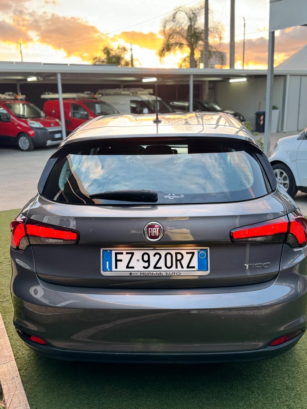 Fiat Tipo 1.3 Mjt S&S 5 porte Easy