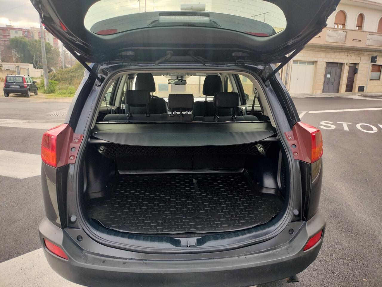 Toyota RAV 4 RAV4 2.0 D-4D 2WD Active 120.000km