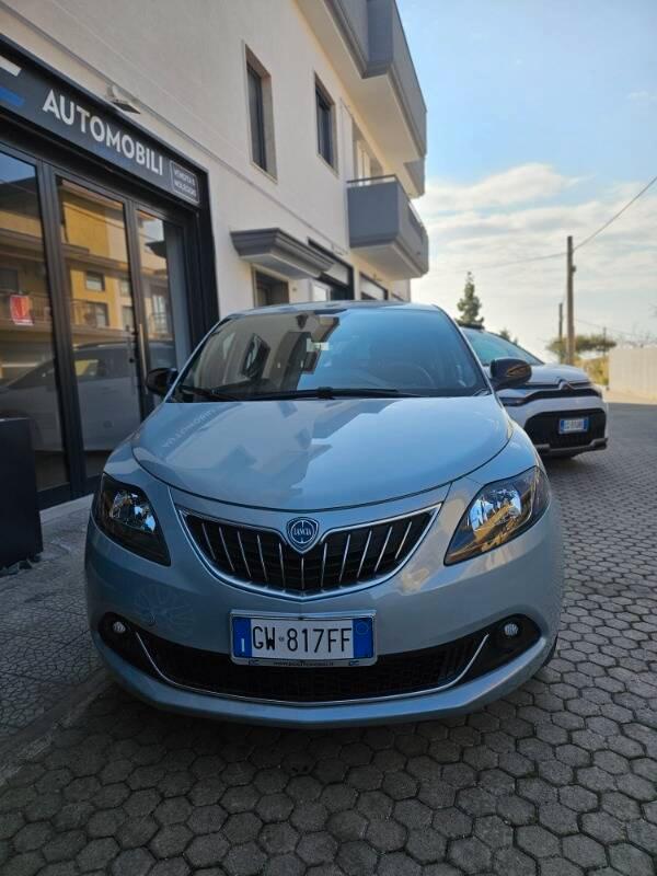Lancia Ypsilon III 1.0 firefly hybrid Platino s&s 70cv