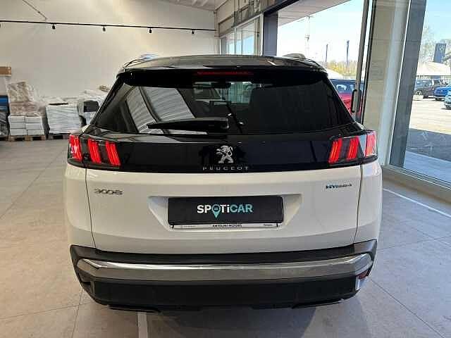 Peugeot 3008 Hybrid4 300 e-EAT8 Allure Pack