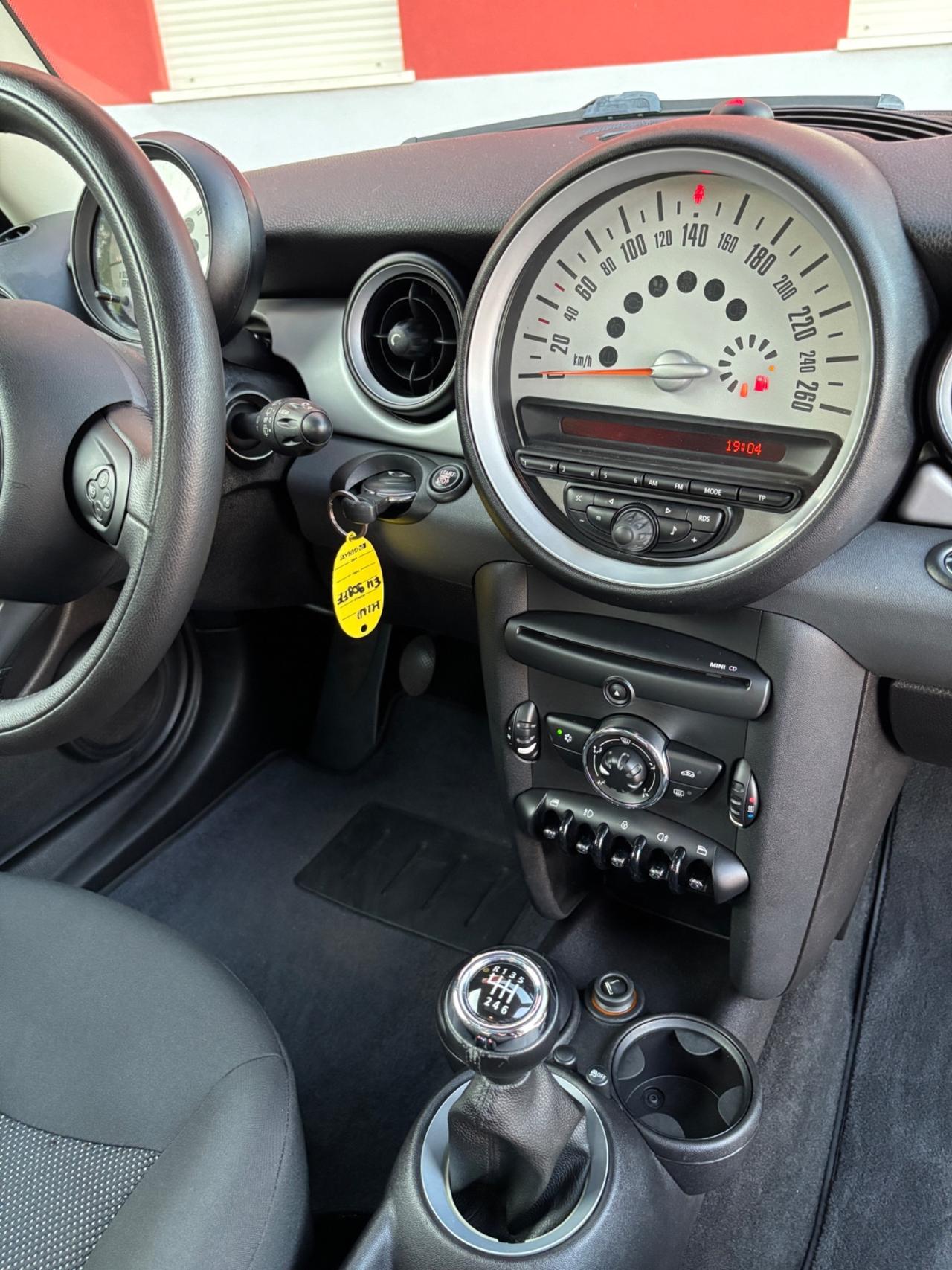 Mini 1.6 16V One (55kW)