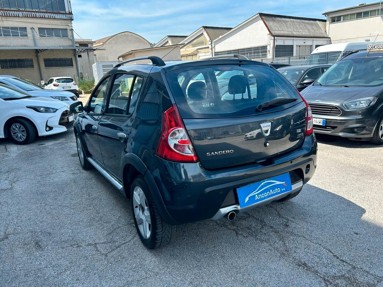 Dacia Sandero Stepway 1.5 dCi 2011