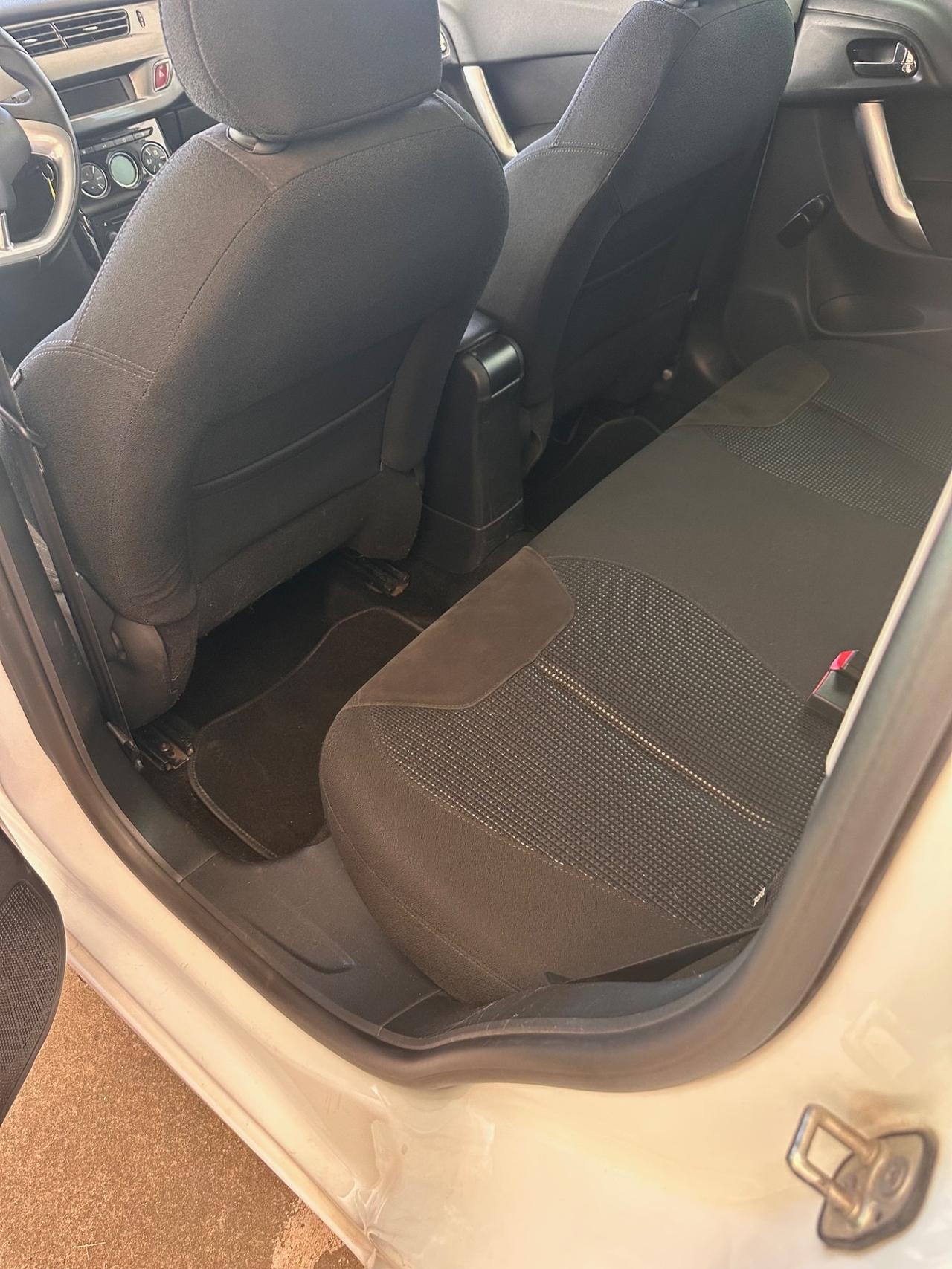 Citroen C3 1.1 Benz 60 Cv 5p Exclusive WHYTE