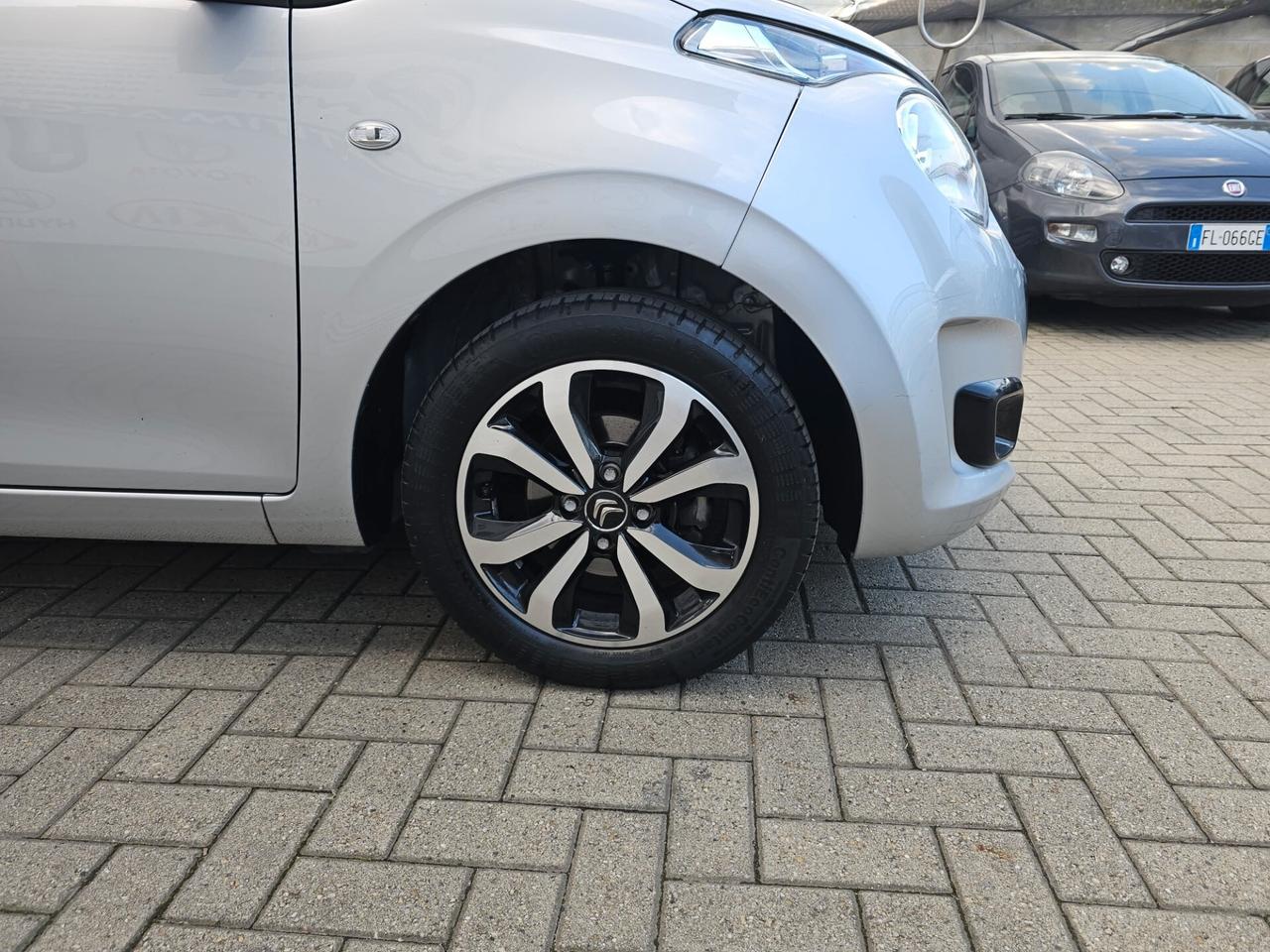 Citroen C1 VTi 72 5 porte Shine