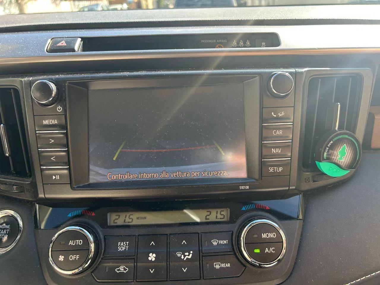 Toyota RAV 4 RAV4 2.0 D-4D 2WD Business