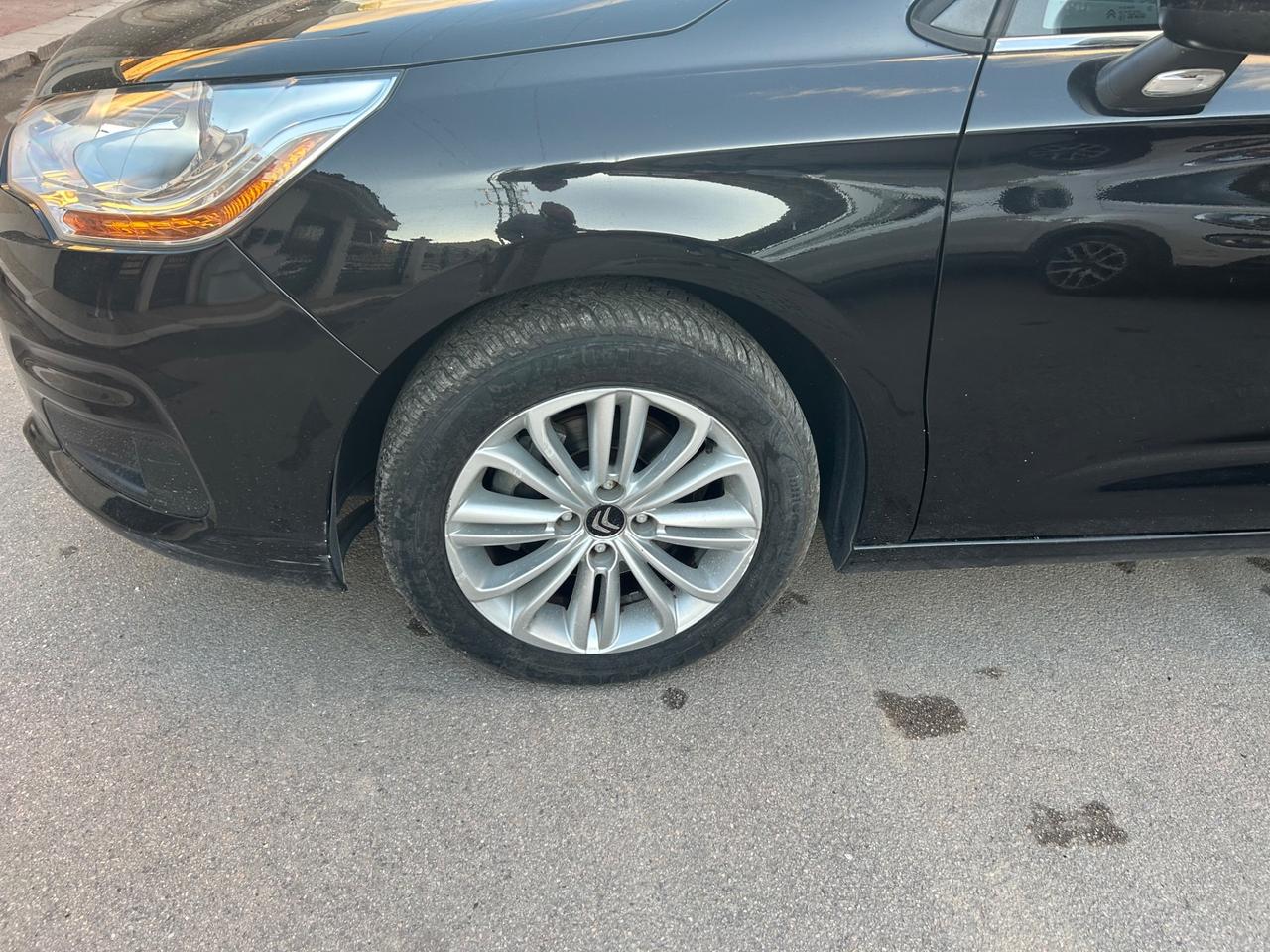 Citroen C4 1.6 e-HDi 115 Exclusive