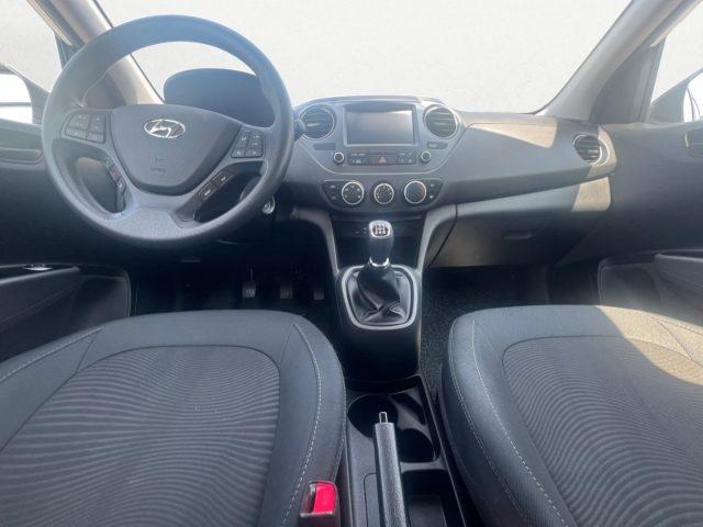 HYUNDAI i10 1.0 MPI Advanced