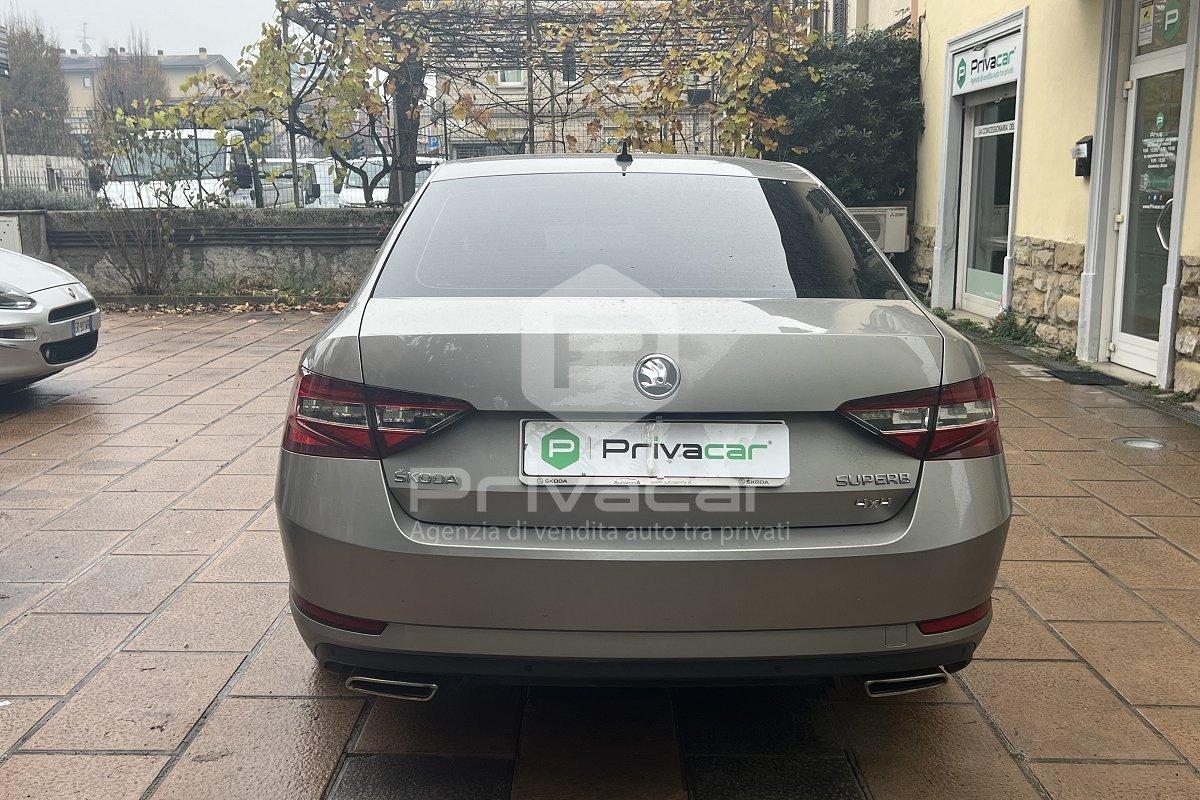 SKODA Superb 2.0 TSI DSG 4x4 Laurin&Klement