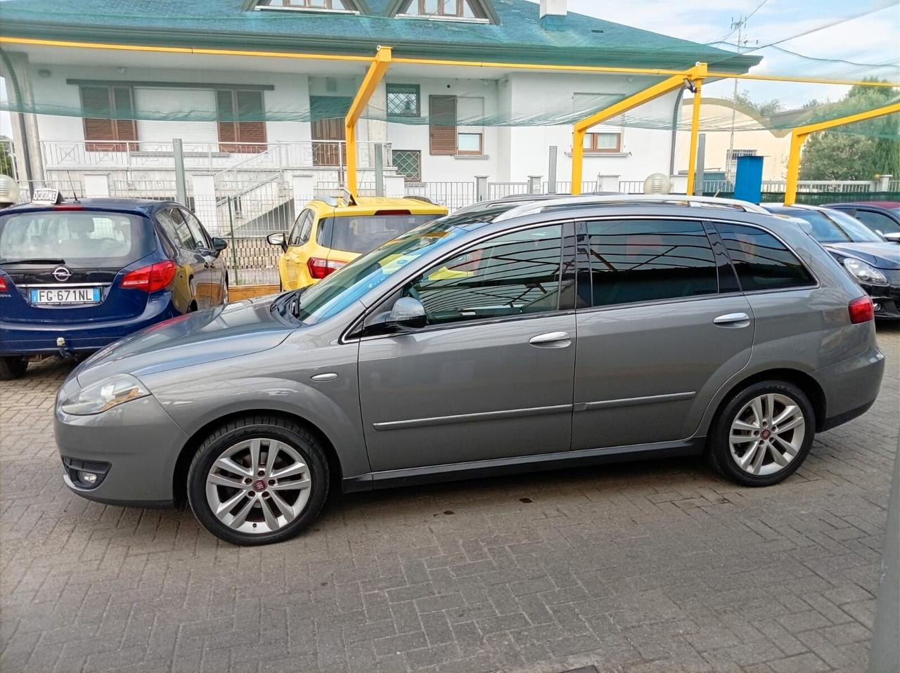 Fiat Croma 1.9 Multijet 16V Emotion