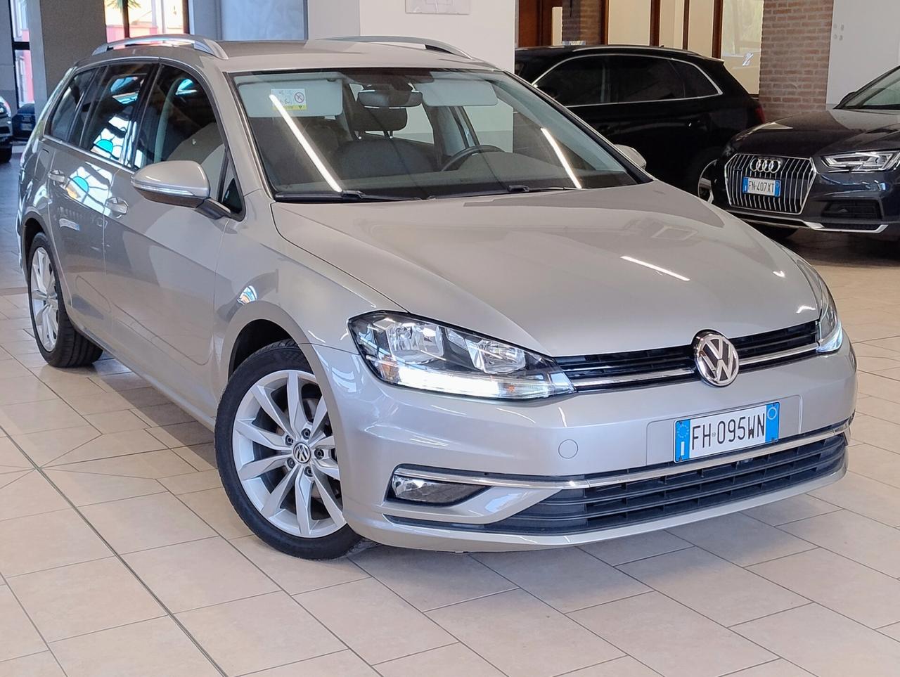 VOLKSWAGEN Golf Variant 1.6 TDI 115 CV Highline VIRTUAL ACC MASSAGE