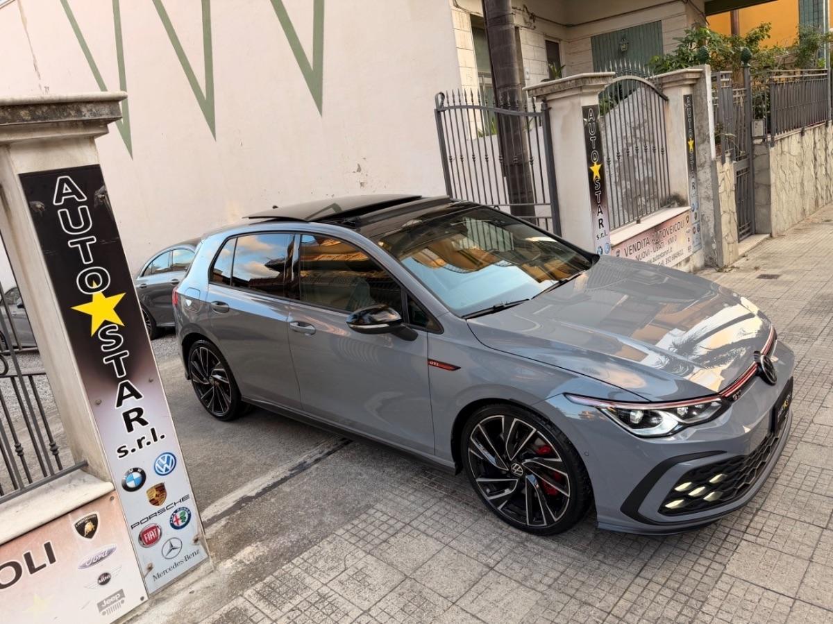 Volkswagen Golf 8 GTI 2.0 TSI 245CV