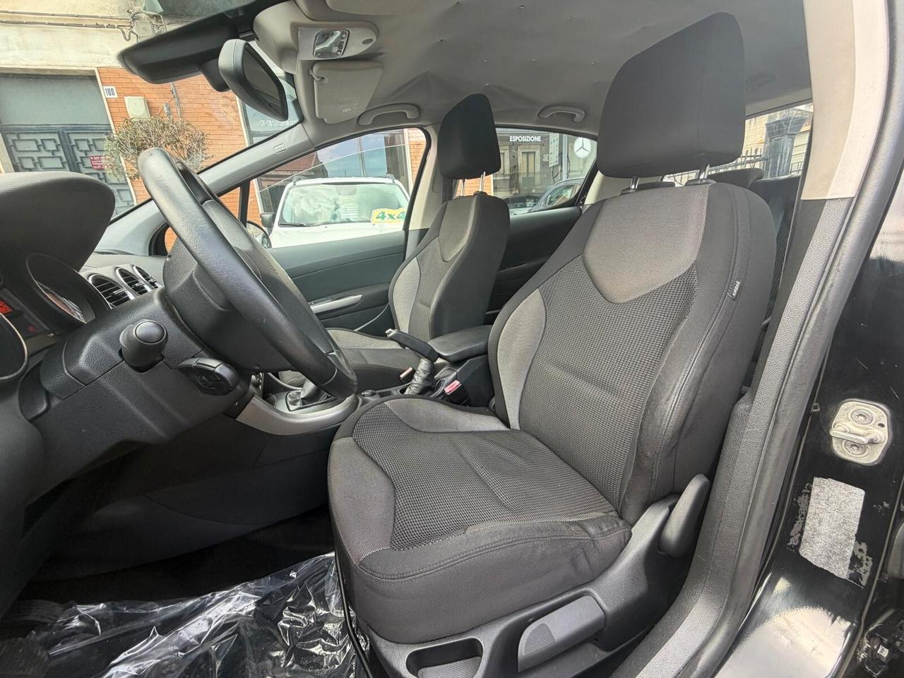 Peugeot 308 1.6 8V e-HDi 112CV Stop&Start 5p. Allure