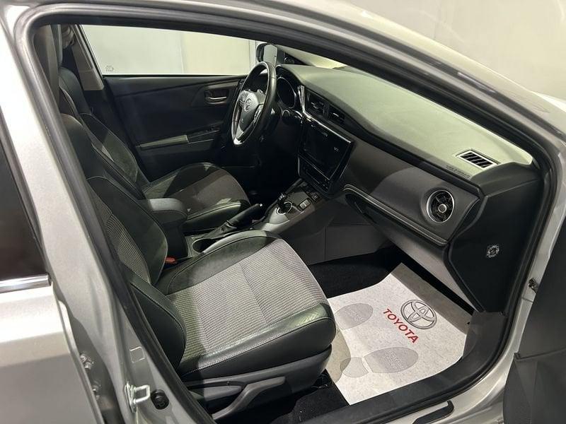 Toyota Auris 1.8 Hybrid Lounge