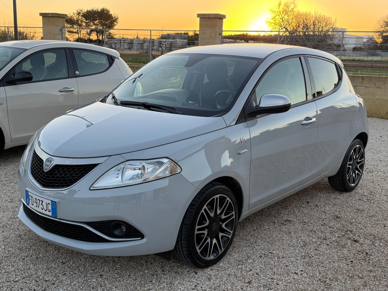 Lancia Ypsilon 1.2 69 CV 5 porte Opening Edition