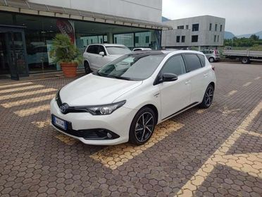 Toyota Auris 1.8h Black Edition cvt