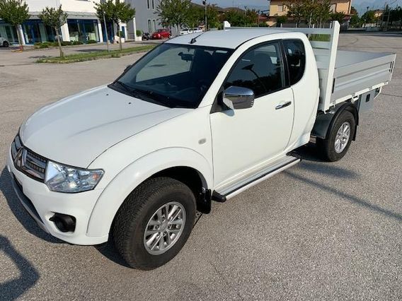 Mitsubishi L200 2.5TDI CASSONE FISSO