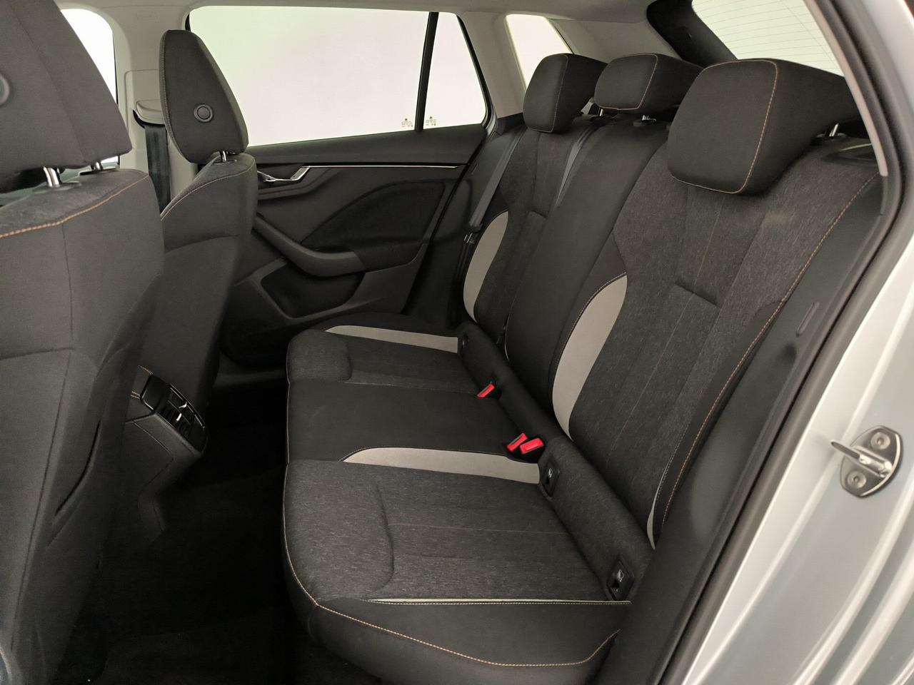 Skoda Kamiq 1.0 tsi style 110cv