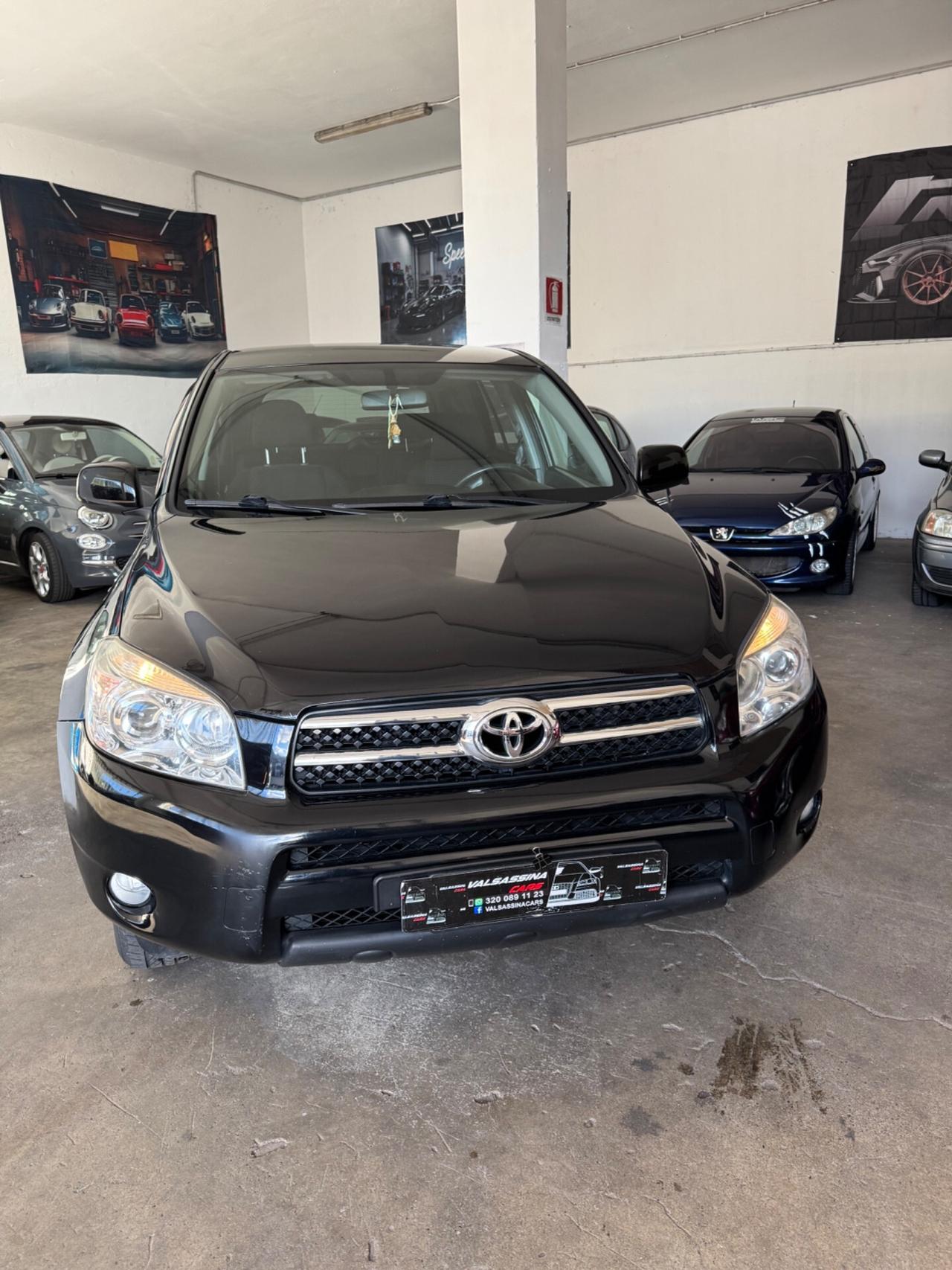 Toyota RAV 4 RAV4 CROSSOVER 2.2 D-4D SOL 4x4