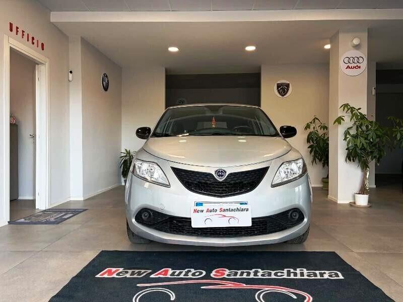 Lancia Ypsilon 1.2 69 CV Gold