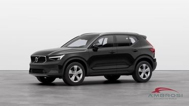 VOLVO XC40 B3 Mild hybrid Benzina Core