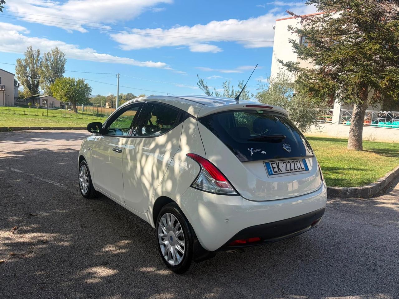 Lancia Ypsilon 1.2 elefantino