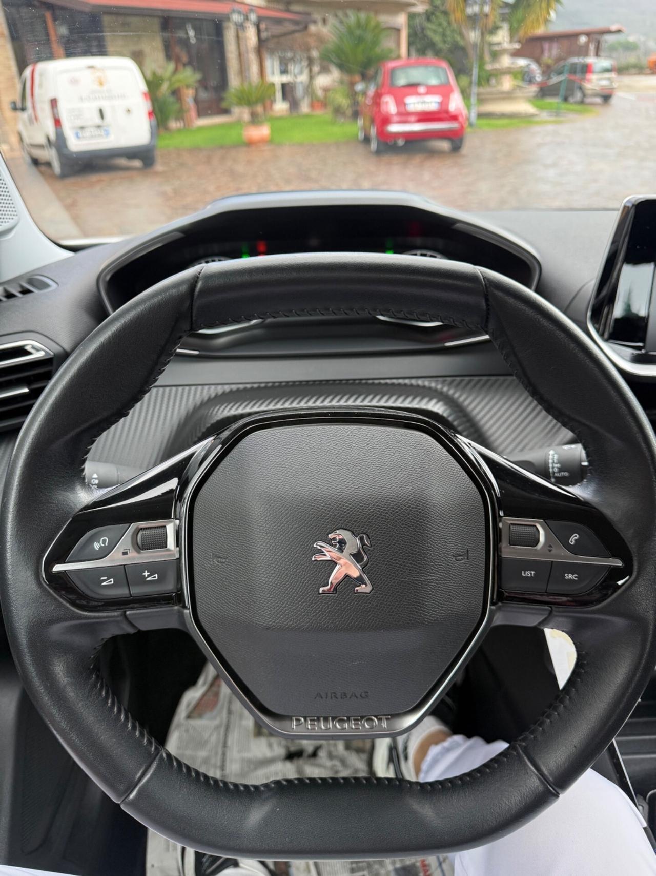 Peugeot 2008 1.5 Diesel anno 25/11/2020 uni proprietario