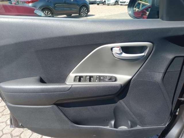 Kia Niro Niro I 2017 1.6 gdi hev Urban dct my18