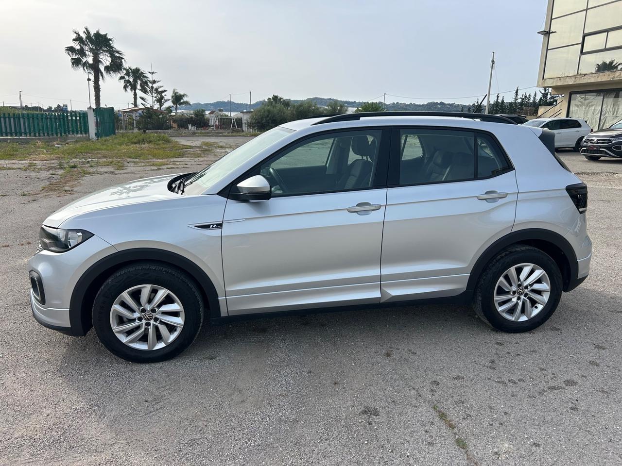 Volkswagen T-Cross 1.0 TSI R line