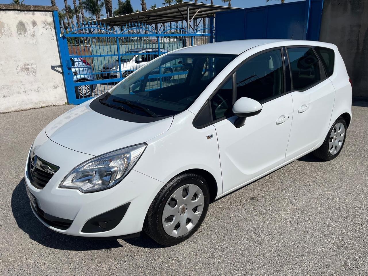 Opel meriva-1.4 benz/100 cv-Full-2011