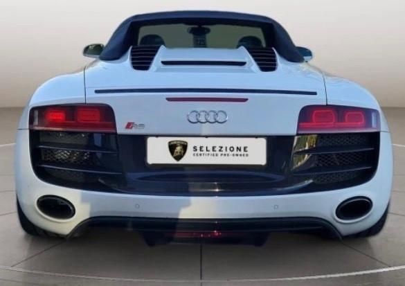 Audi R8 Spyder 5.2 V10 quattro r-tronic