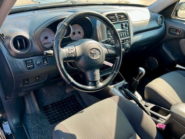 Toyota RAV 4 RAV4 2.0 D-4D 5 porte Sol 4x4