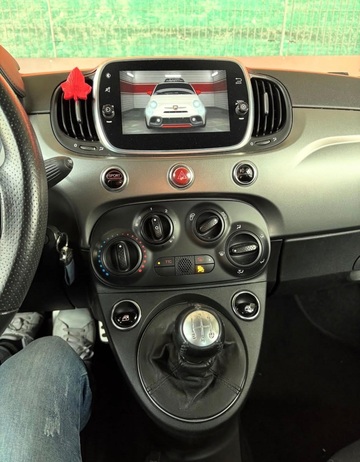 Abarth 595 1.4 Turbo T-Jet 160 CV Pista