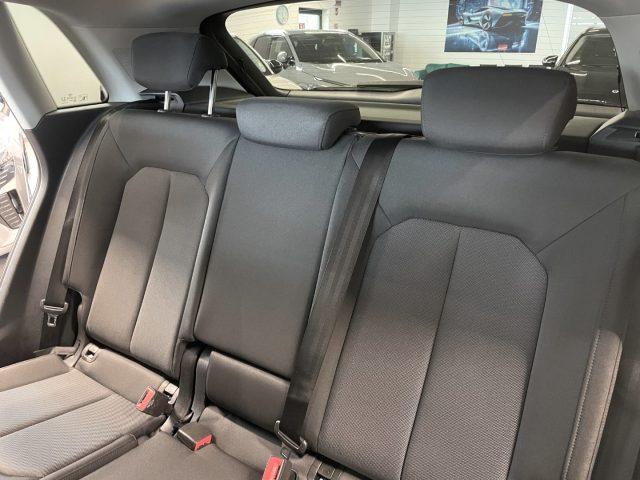 AUDI Q3 2.0 TDI 150 CV S-Tronic Business Plus