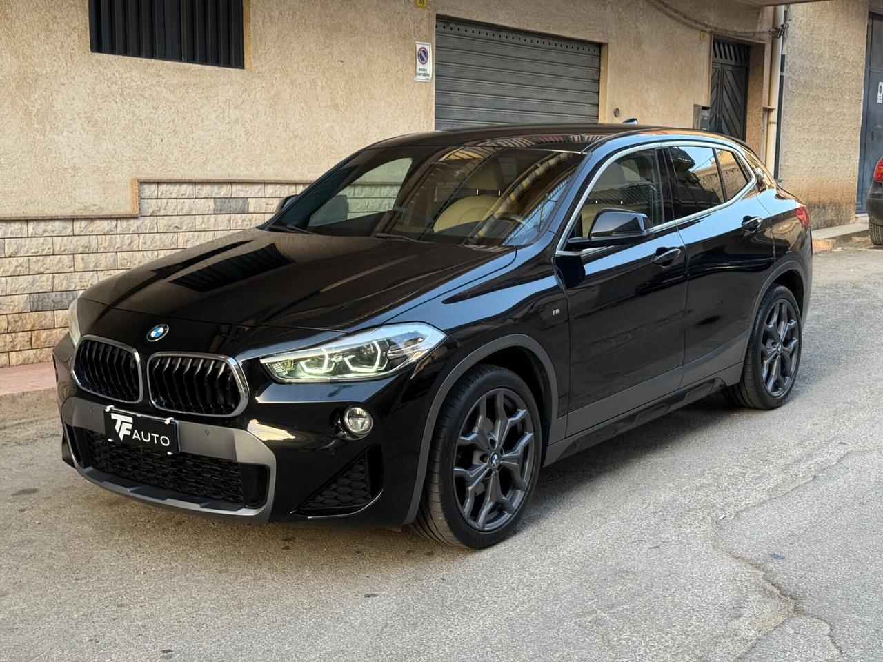 Bmw X2 sDrive18d Msport stra full, luci ambiente