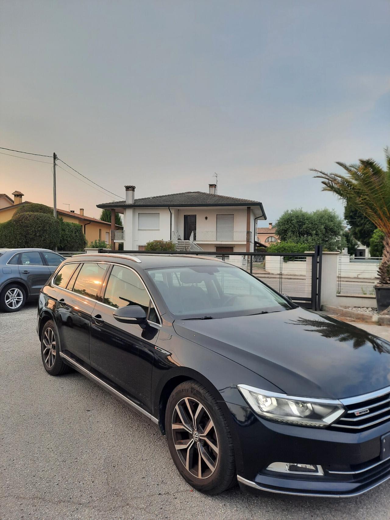 Volkswagen Passat Variant 2.0 BiTDI 4MOT. DSG Highline BlueMotion Tech.