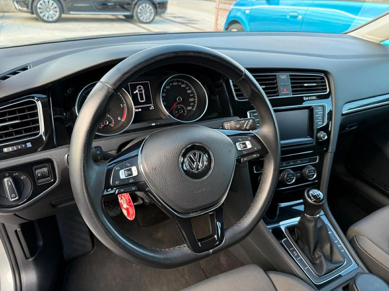 Volkswagen Golf -SW- 1.6 TDI 105 CV Highline -UNICOP-