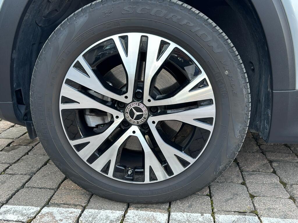 Mercedes GLB 180 D Advanced 8G-DCT