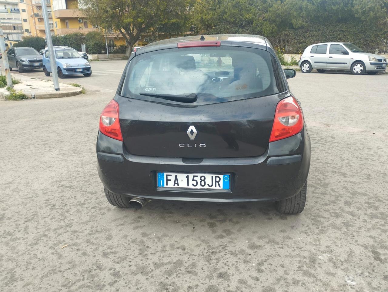 Renault Clio 1.2 16V 5 porte Dynamique