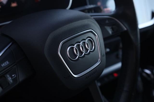 AUDI Q3 35 TDI S tronic