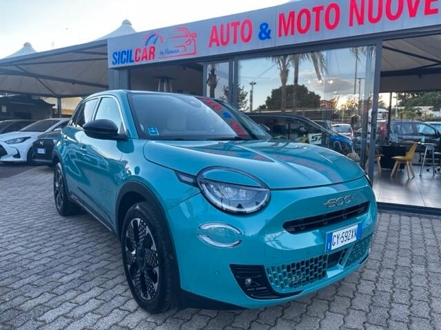 Fiat 600 Hybrid DCT MHEV La Prima