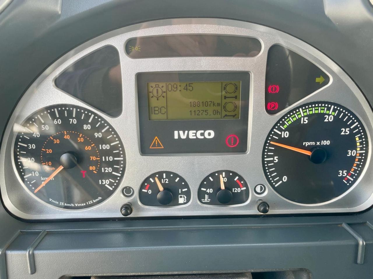 Iveco 100E18 - RIBALTABILE POSTERIORE CON GRU CARICATRICE FASSI F80 A.23