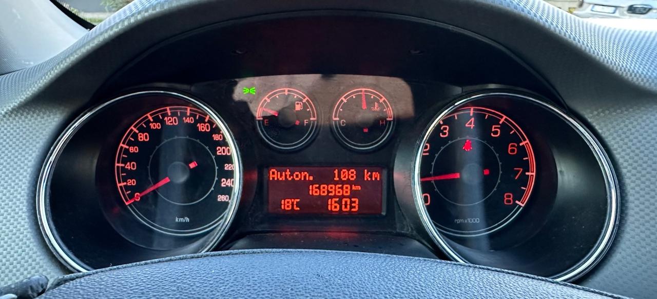Fiat Bravo 1.4Bz 90Cv 5P Dynamic - Neopatentati