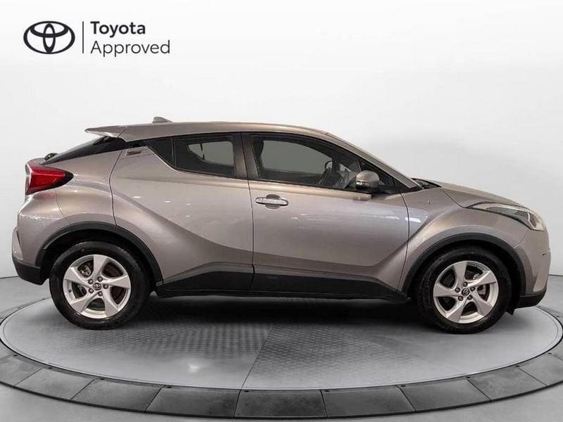 Toyota C-HR 1.8 Hybrid E-CVT Active